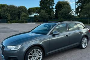 Audi A4 Avant B9 S Tronic 190cv