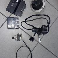 gruppo chiavi serrature Z750 07-11 con centraline