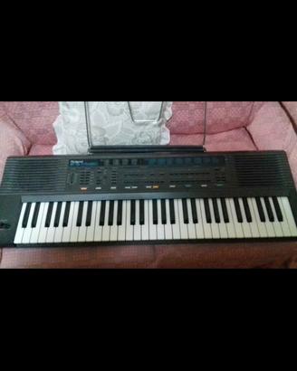 Pianola Roland E5.