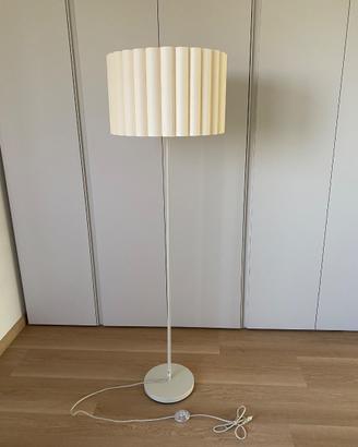 Lampada da terra Westwing