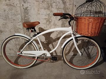 Bici Cruiser con cesto per trasporto cagnolino