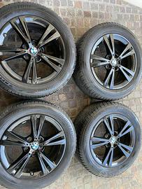 Gomme auto