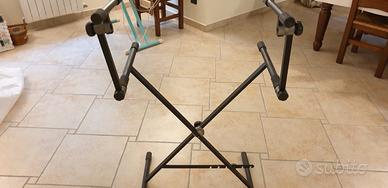 Cavalletto per tastiera