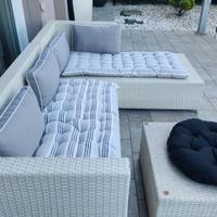 Divano angolare da giardino