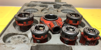 filiera manuale RIDGID R 200