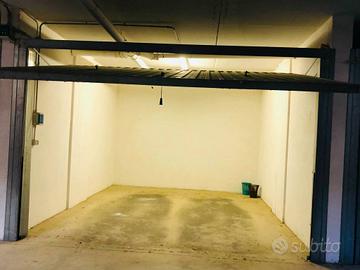 Pomezia Magazzino / Box x Auto