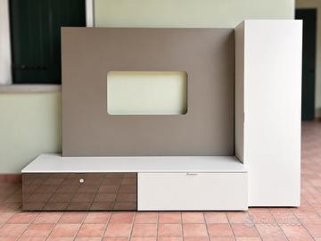 Mobile soggiorno moderno – Parete TV attrezzata