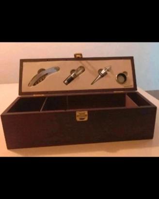 Portabottiglia vino Brandani con accessori