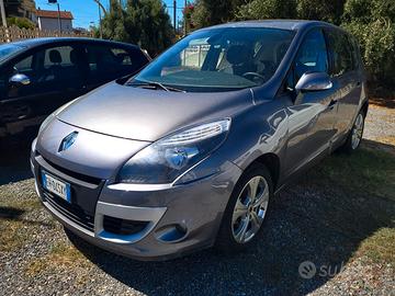 Renault Scenic Xmod 1.5dci 