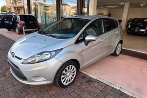 Ford Fiesta 1.2 82 CV 5 porte 82cv