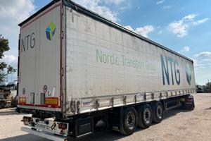 Semirimorchio Schmitz centinato