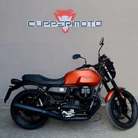Moto Guzzi V7 stone