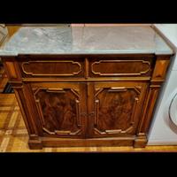 Credenza con piano in marmo