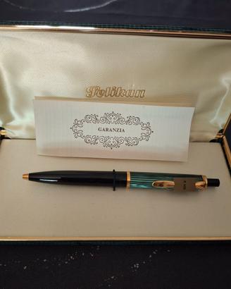 Penna a sfera Pelikan K400