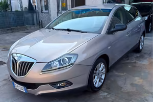 Lancia Delta Platino