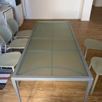 Tavolo Baleri in cristallo opaco e alluminio