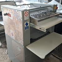 Formatrice pane  MFITALY 2 Cilindri .  Mai usata