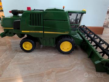 MietitrebbiaBruder- john deere