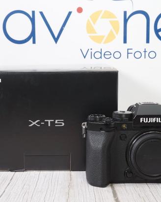 Fuji X-T5 usata (5585 scatti)