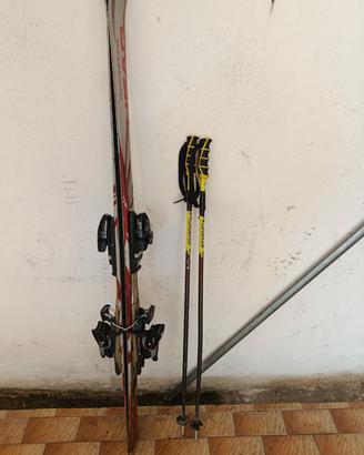 sci principiante Head con attacchi e bastoni