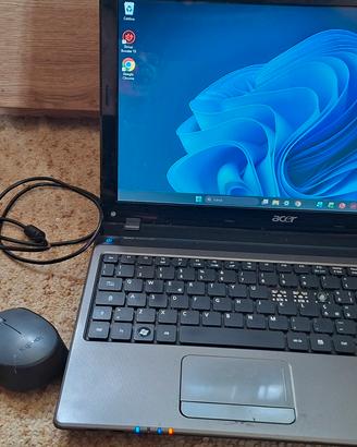 PC Portatile Acer Aspire i5 Mouse + Alimentatore
