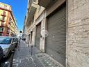 negozio-a-napoli
