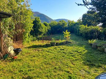 Terreno con rustico