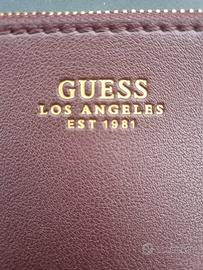 Pochette Guess