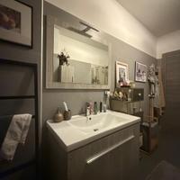 Mobile bagno con cassettone+specchio+ colonna bagn