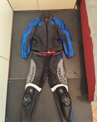 tuta da moto sportiva 