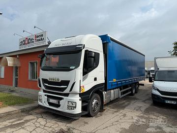 2018 IVECO Stralis Hi-Way 460 3 assi