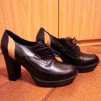 Scarpe con tacco