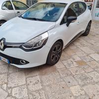 RENAULT Clio 4ª serie - 2014