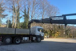 autocarro scania 124 L