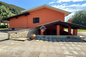 VILLA SINGOLA A SONNINO