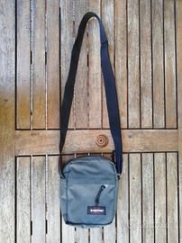 Borsa tracolla Eastpak verde