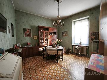 3 LOCALI A TORINO