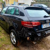 Audi A3 1.6 dti  Sportback Automatica incidentata