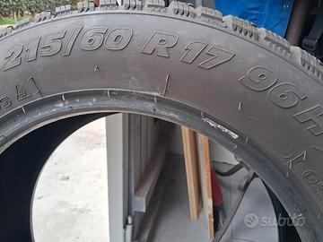 4 gomme Suv usate poco
