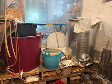 Cisterna vino e accessori