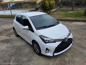 Toyota Yaris 1.0 Benzina 2016 Navi Full