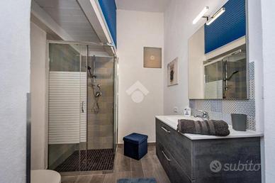 NEGOZIO A CASTELLAMMARE DEL GOLFO