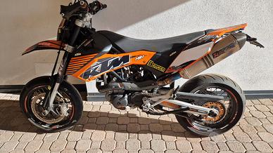 KTM 690 SMC