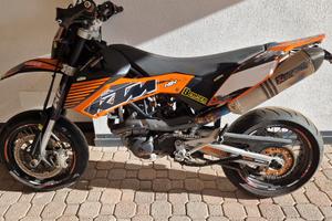 KTM 690 SMC