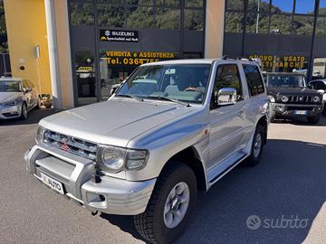 Mitsubishi Pajero 2.5 TDI Metal-top S.S. GLS Targe
