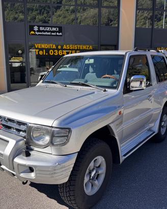 Mitsubishi Pajero 2.5 TDI Metal-top S.S. GLS Targe