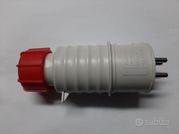 Spina Mobile protetta 380V