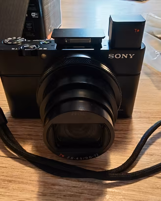 fotocamera compatta  Sony  RX100 mk7