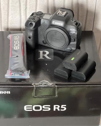 Canon Eos R5 - 100k scatti - 3 batterie originali