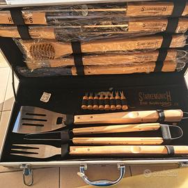 SET UTENSILI GRIGLIA